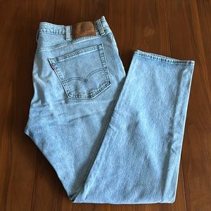 Levi’s 502 Light Wash Jean - 38 x 32